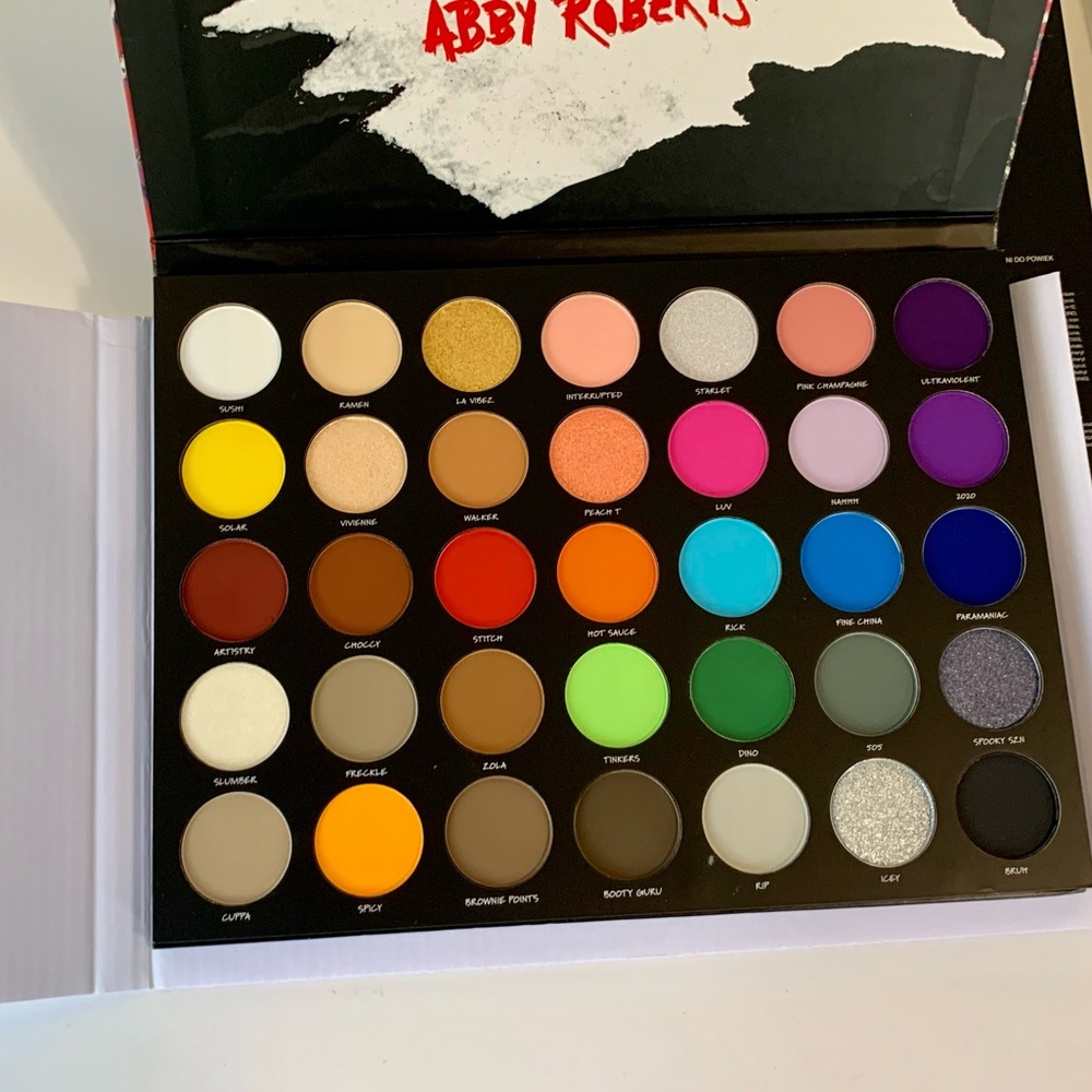 New in Box Morphe X Abby Roberts The Artcasts Artistry 35-Pan Eyeshadow Palette